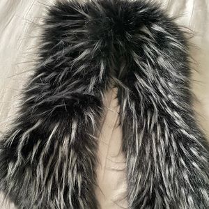 FREE PEOPLE FAUX FUR SHAWL